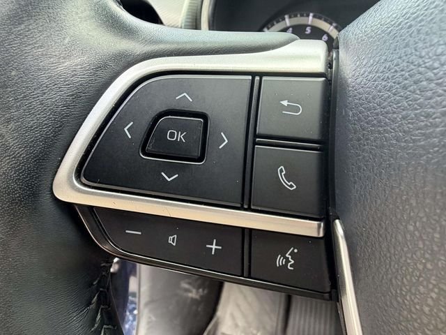 Used 2022  Toyota Platinum image 24