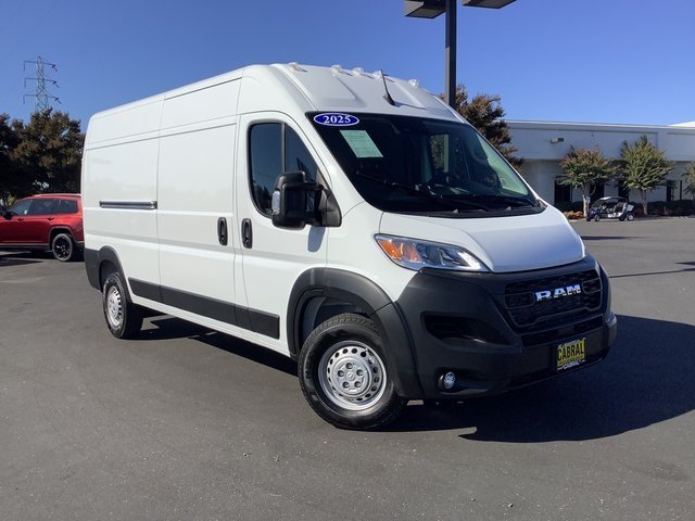 2025 Ram ProMaster 2500 photo 2