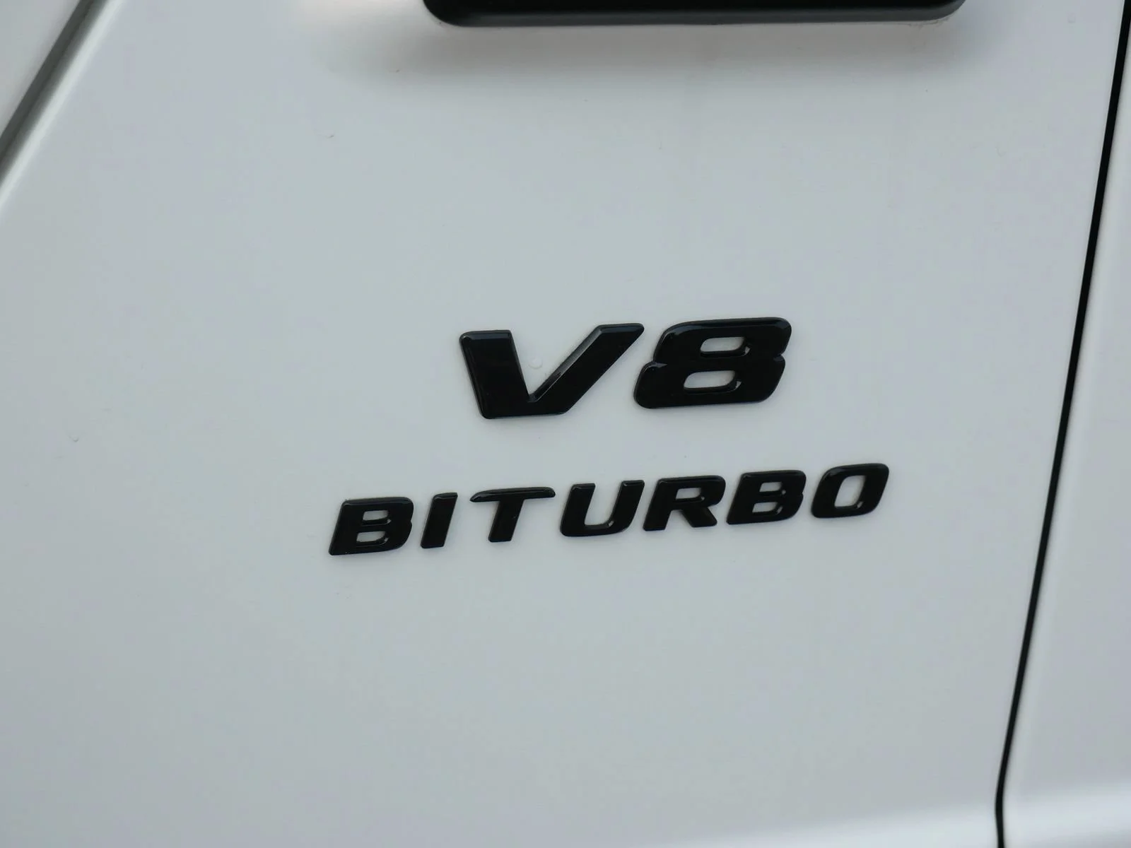 Used 2021 White Mercedes-Benz 4MATIC® image 46