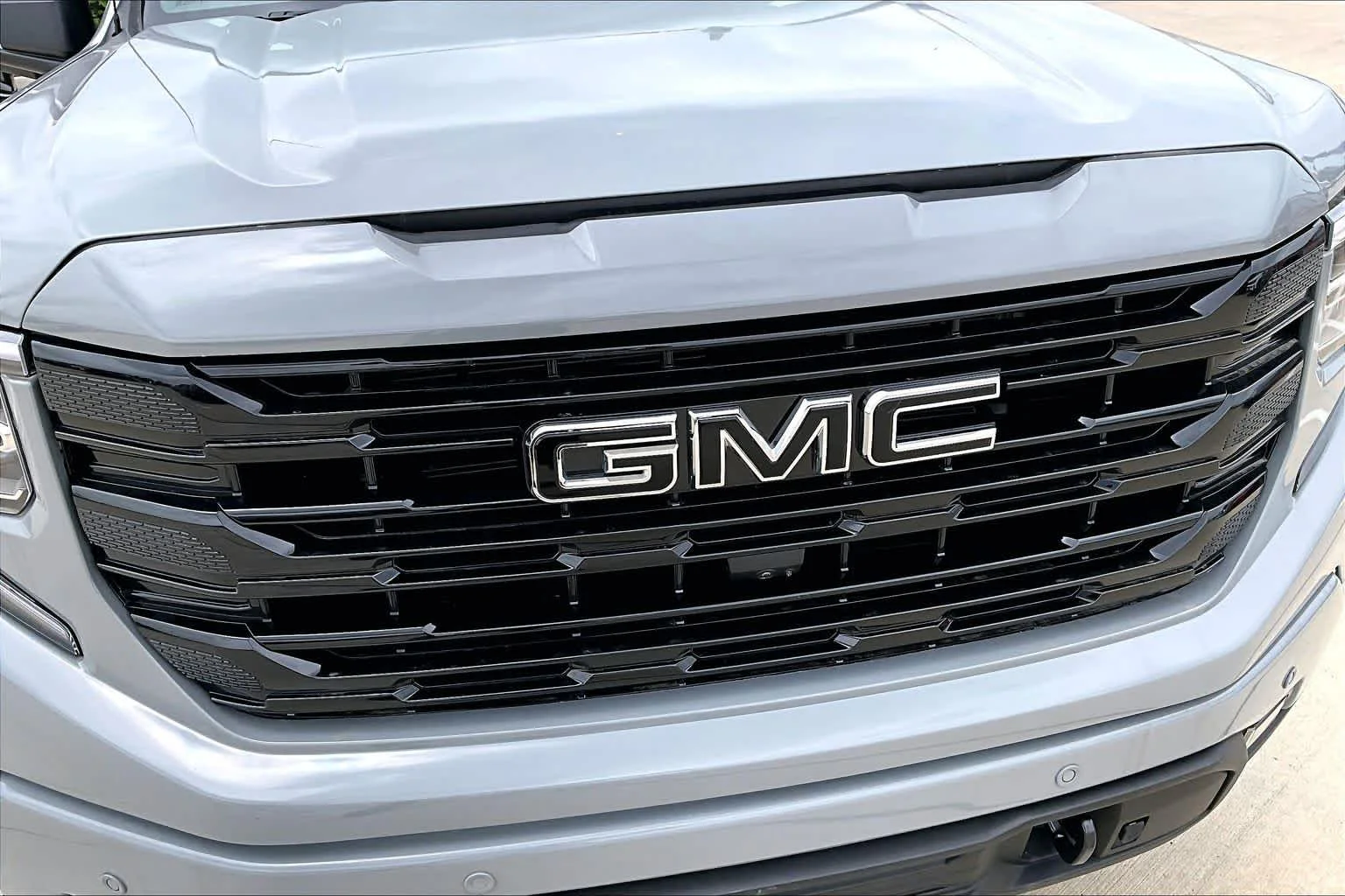 Used 2024 Thunderstorm Gray GMC Elevation image 29