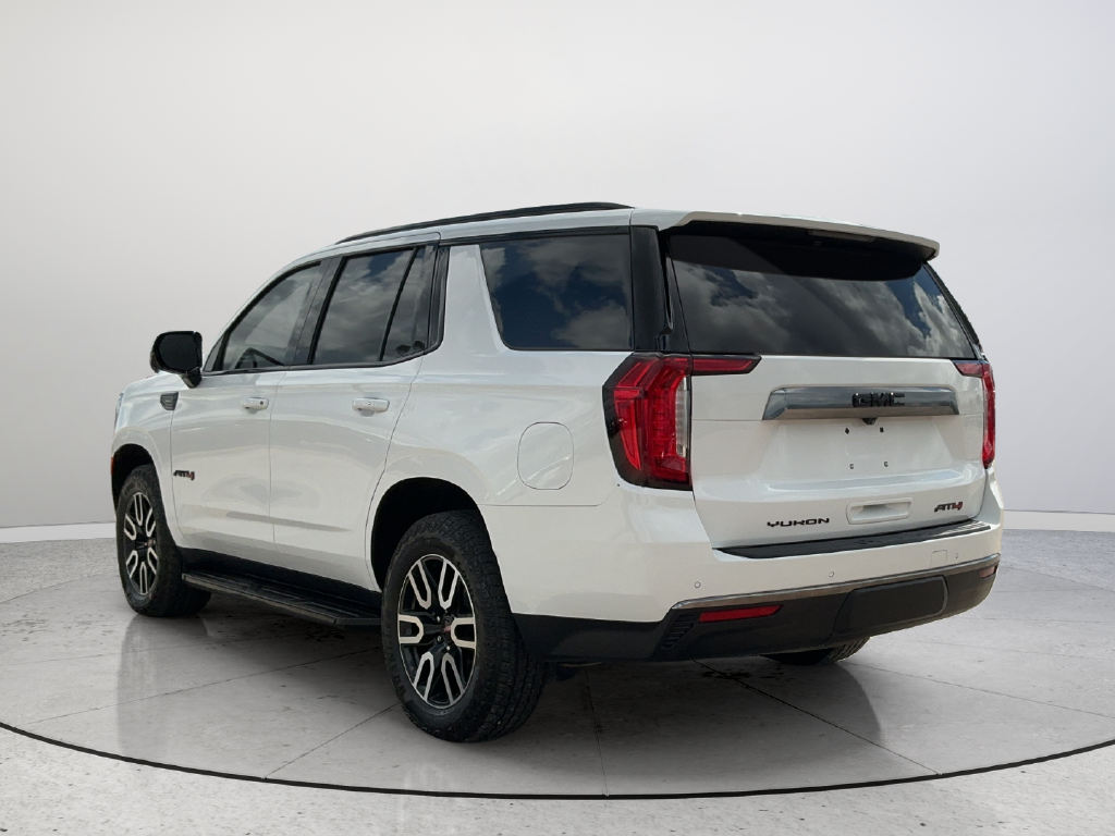 Used 2024 White GMC AT4 image 4