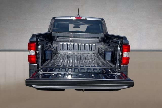 New 2026 Carbonized Gray Metallic Ford XLT image 13