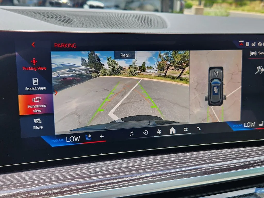 New 2026 Dravit Grey Metallic BMW xDrive40i image 14