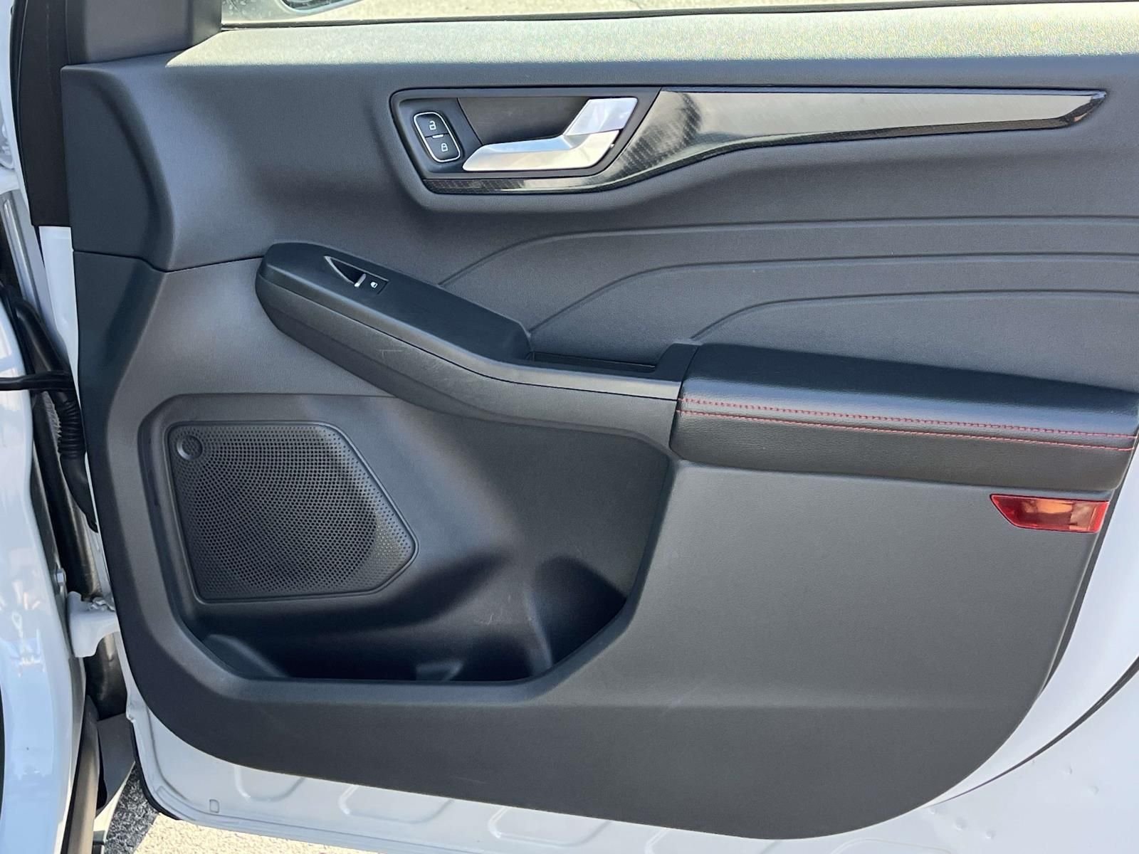 Used 2025 Silver Ford ST-Line image 21
