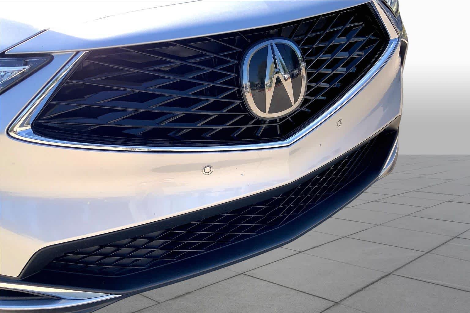 Used 2026 Solar Silver Metallic Acura w/Technology Package image 30