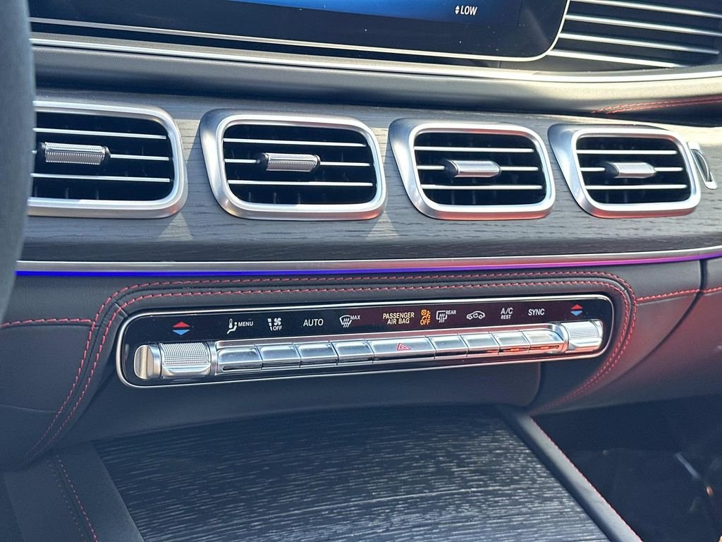 Certified Used 2025 MANUFAKTUR Alpine Gray Mercedes-Benz GLE 63 S AMG® image 24