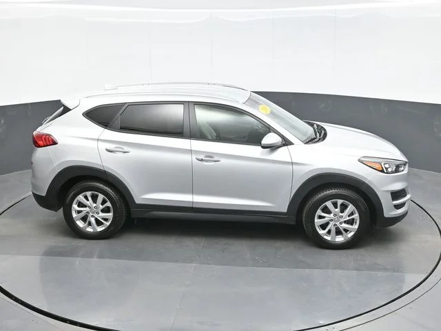 Used 2019 Silver Hyundai Value image 16