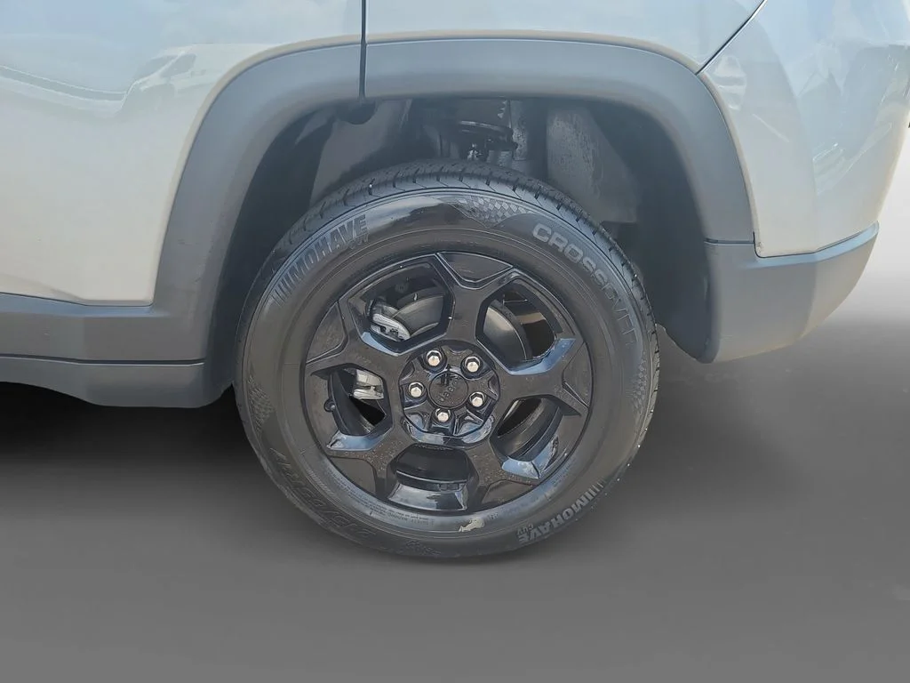 Used 2024 Black Jeep Trailhawk image 8