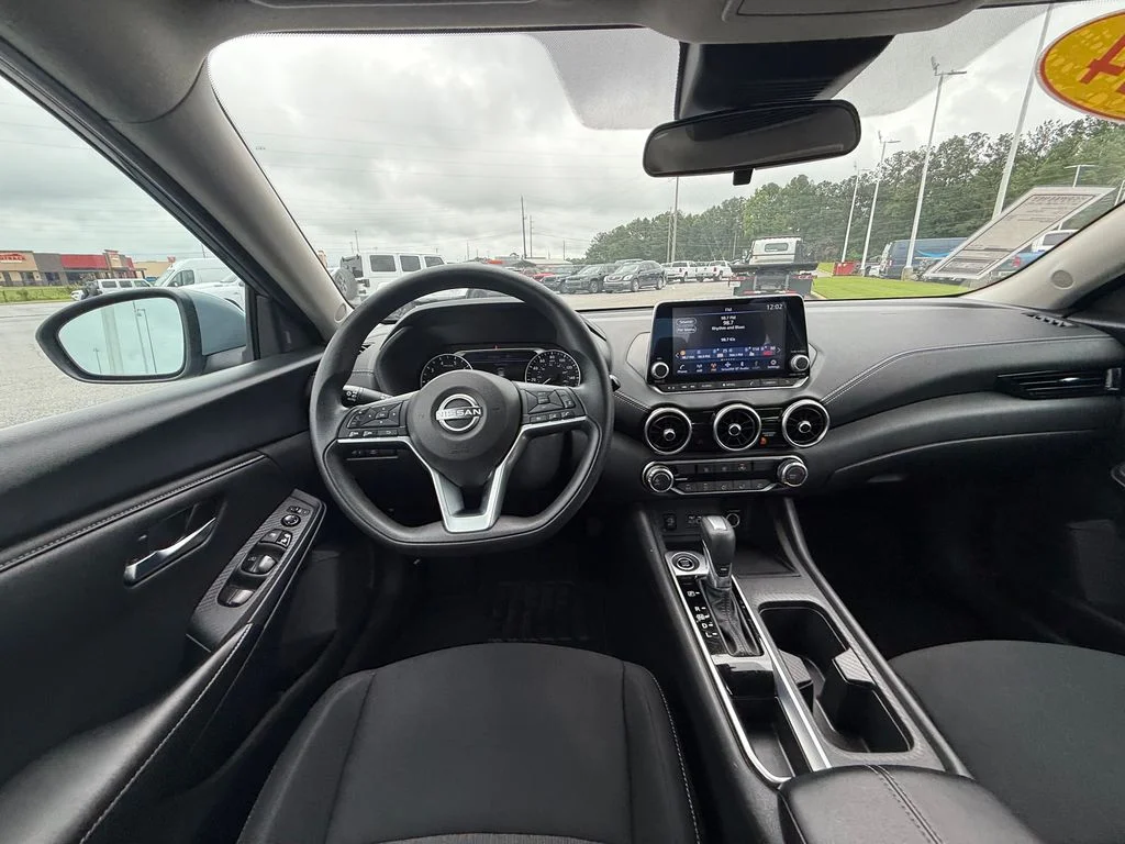 Used 2024 Gray Nissan SV image 8