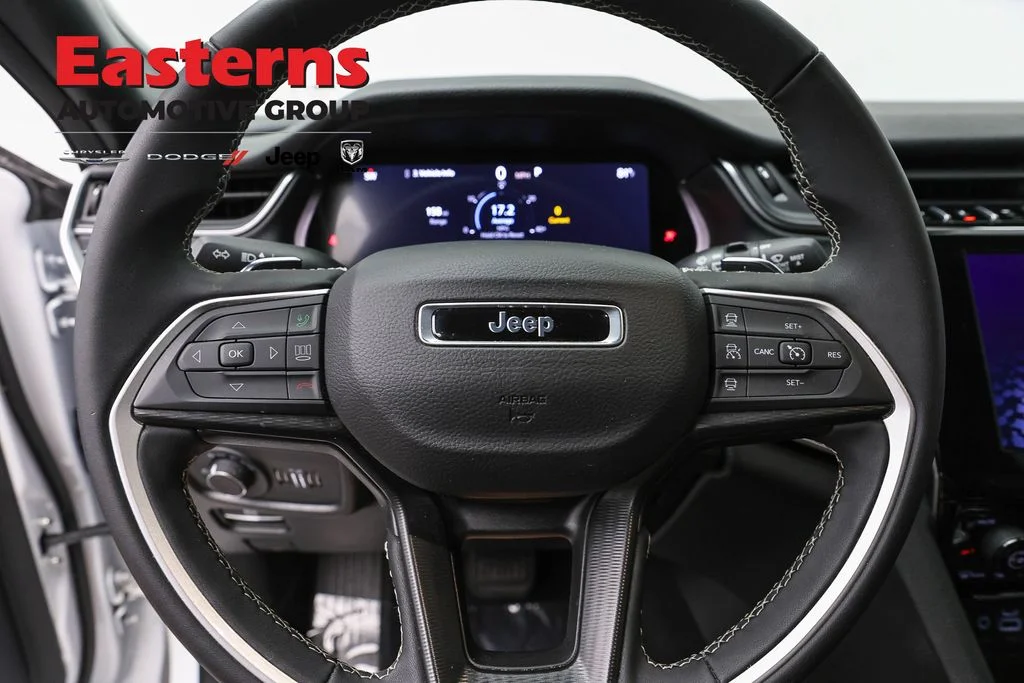 Certified Used 2025 White Jeep Laredo image 12
