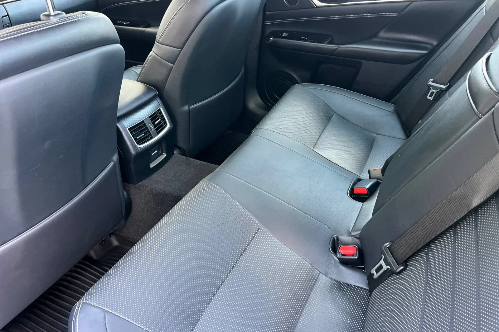 Used 2020 Gray Lexus GS 350 F SPORT image 12