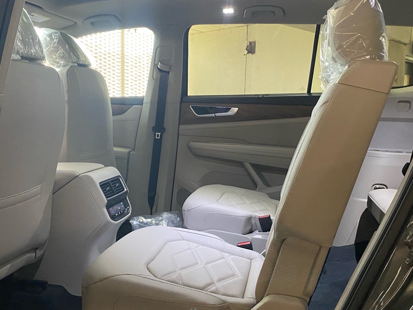 New 2026 Gray Volkswagen 2.0T SE w/Technology image 11