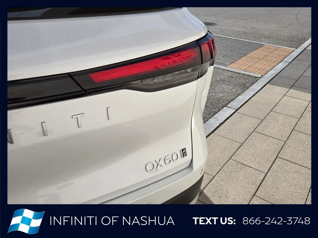 New 2027 RADIANT WHITE INFINITI Luxe AWD image 12