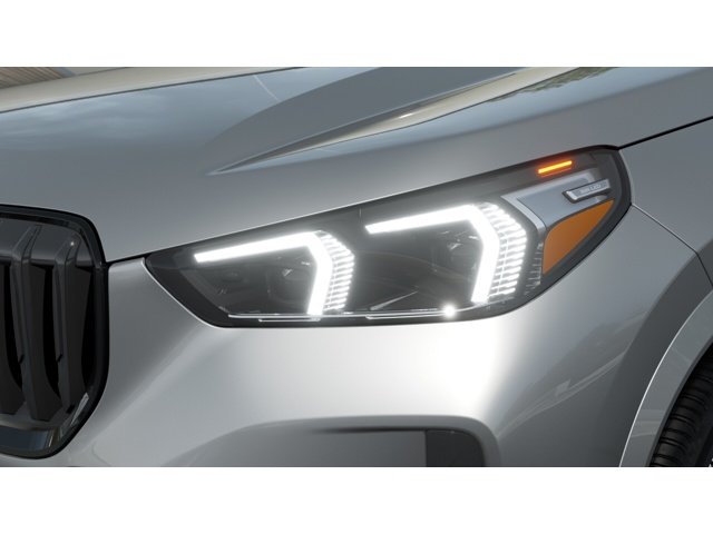 New 2026 Space Silver Metallic BMW xDrive28i image 6