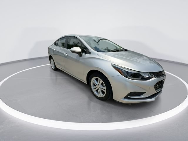Used 2018 Chevrolet Cruze LT with VIN 1G1BE5SM5J7100801 for sale in North Miami, FL