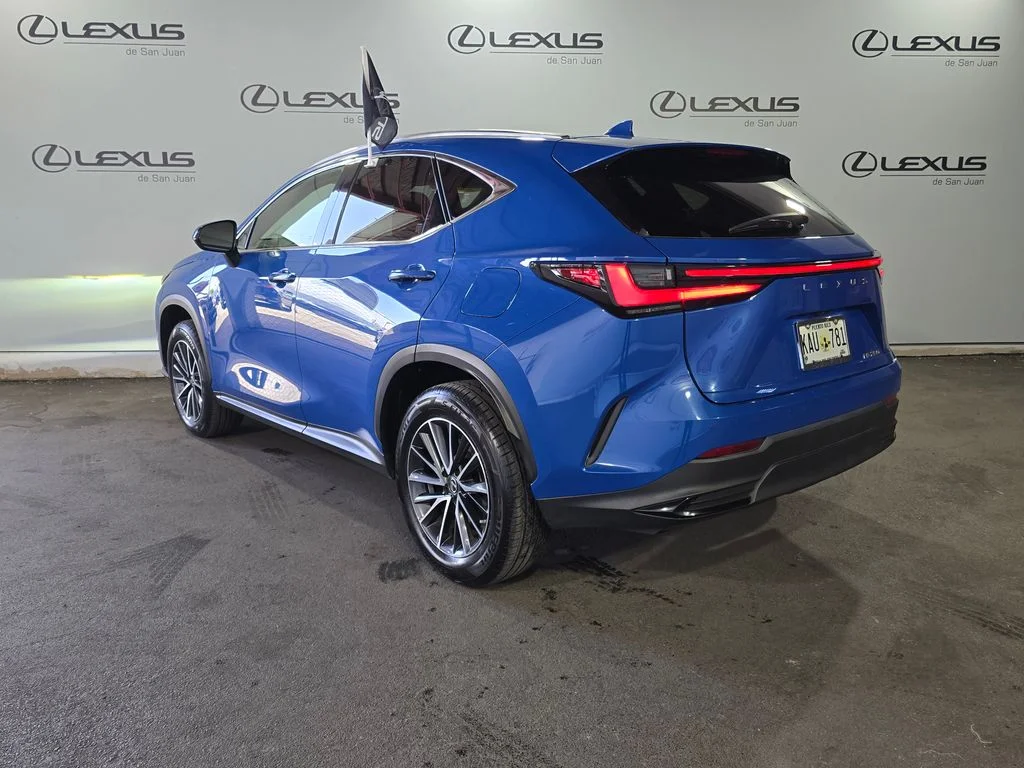 Used 2023  Lexus 250 Premium image 8