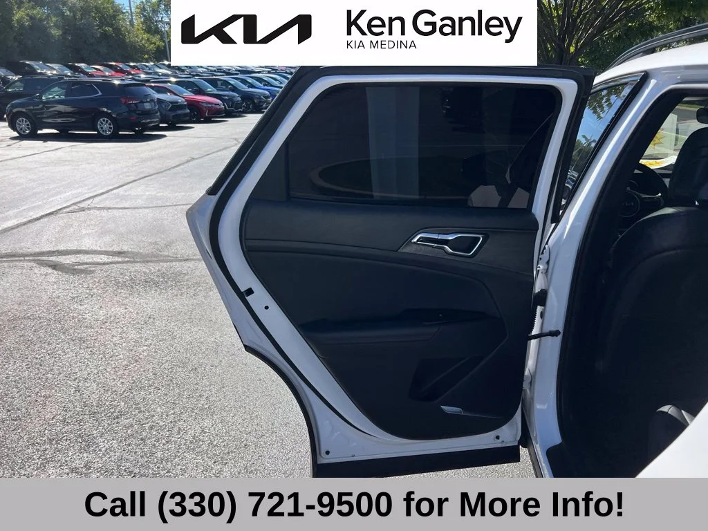 Certified Used 2025 White Kia X-Pro Prestige image 43