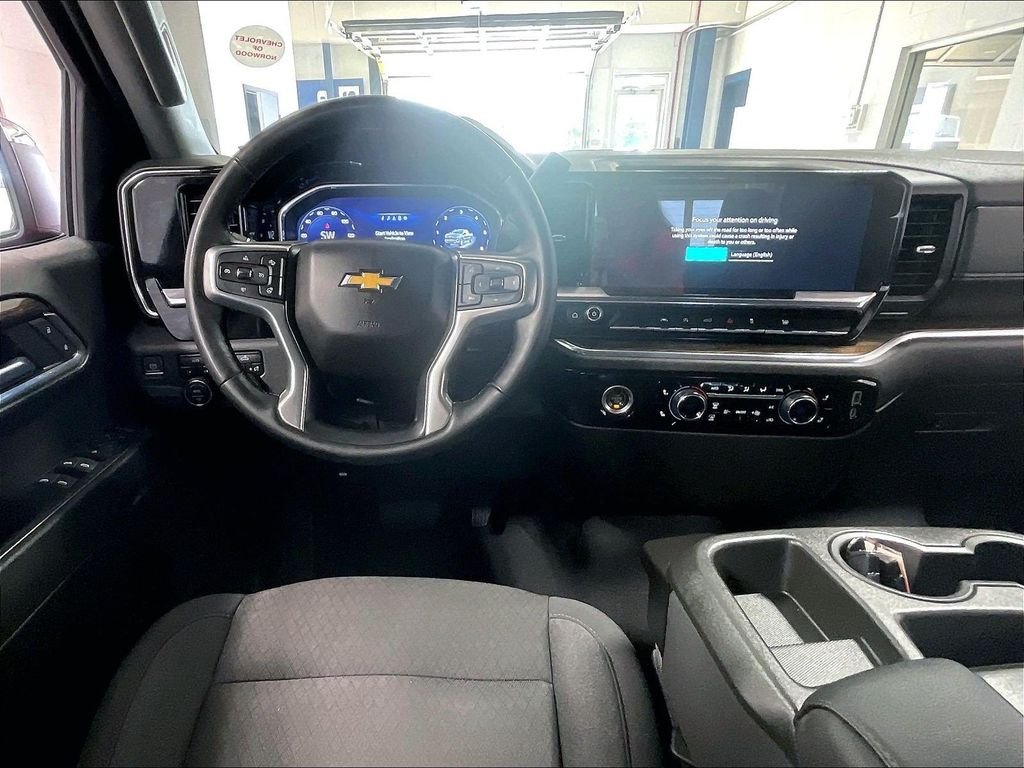 Used 2023 Red Chevrolet LT image 17