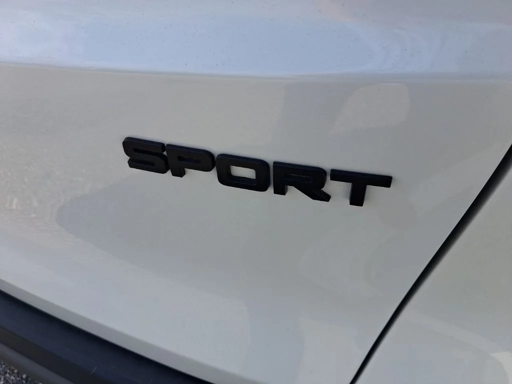 Used 2023  Honda Sport image 10