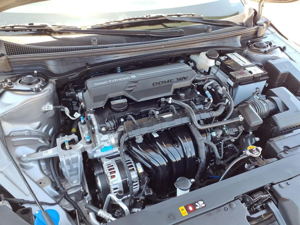 Certified Used 2025 Gray Kia LXS image 24