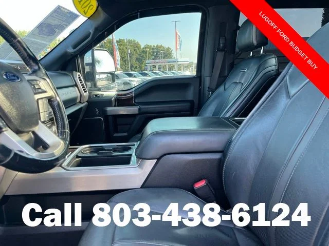 Used 2017  Ford Platinum image 9