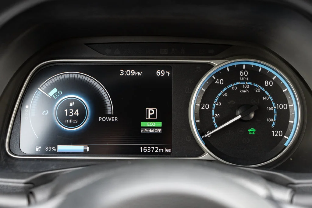Used 2025 Blue Nissan S image 15