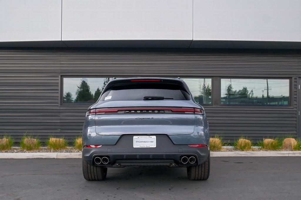 2026 Porsche Cayenne S - Photo 30