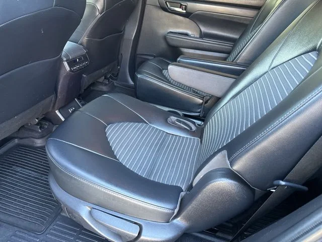 2022 Toyota Highlander XSE - Photo 19