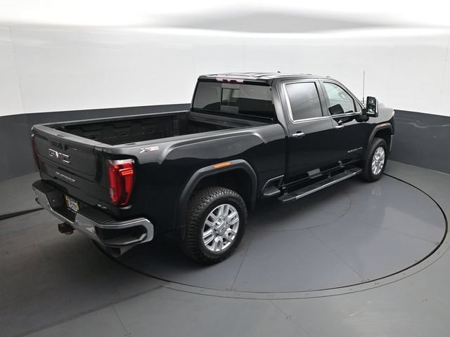 Used 2023 Onyx Black GMC SLT image 17