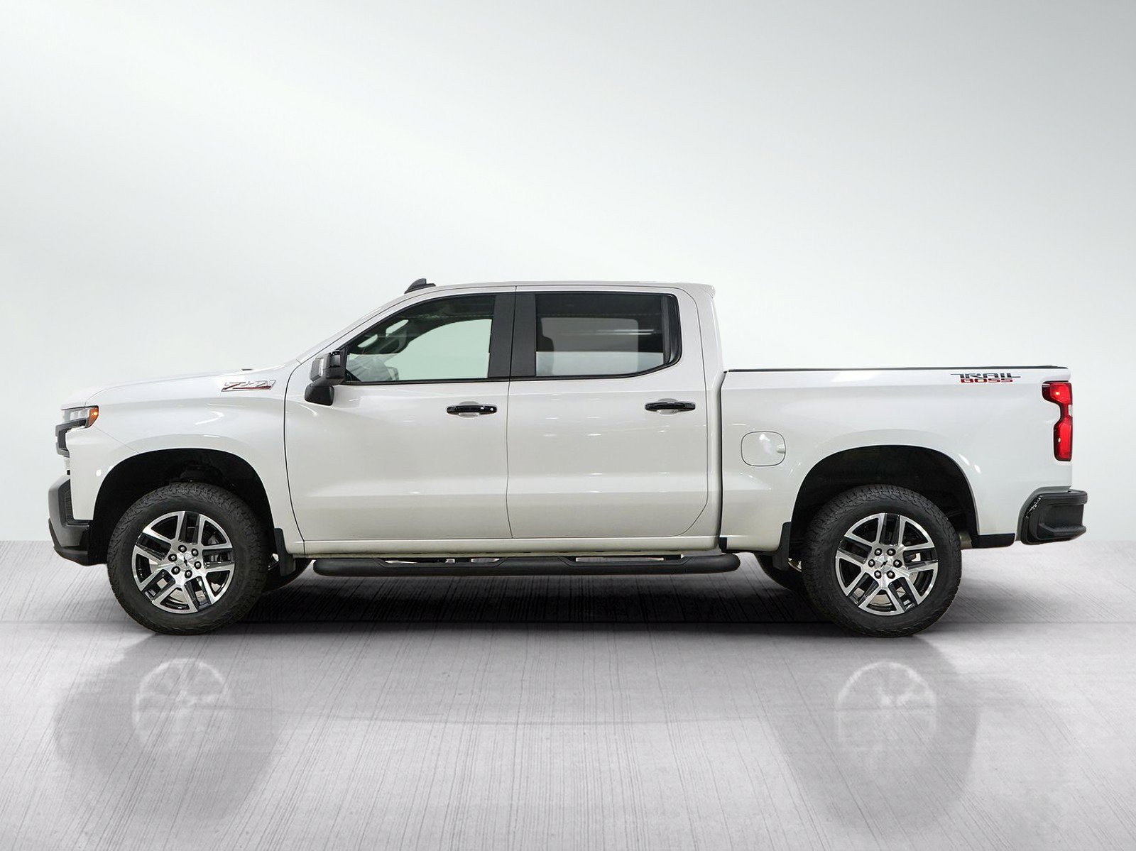 Used 2020 Chevrolet Silverado 1500 LT Trail Boss with VIN 1GCPYFEL9LZ335593 for sale in White Bear Lake, Minnesota