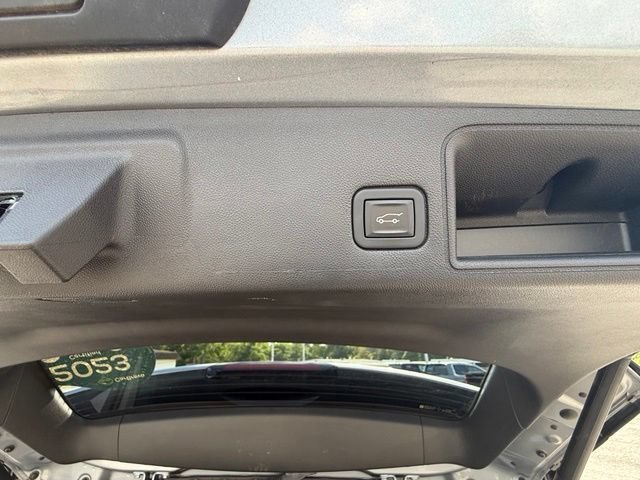 2023 GMC Terrain SLT - Photo 29