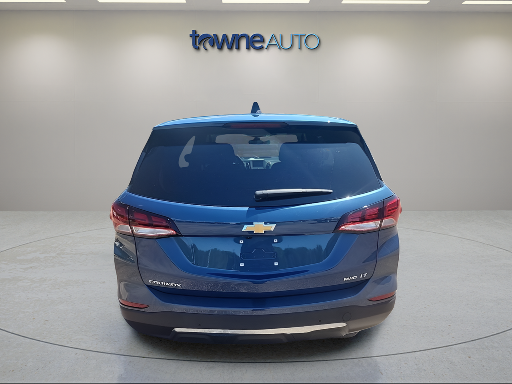 Used 2024 Blue Chevrolet LT image 4