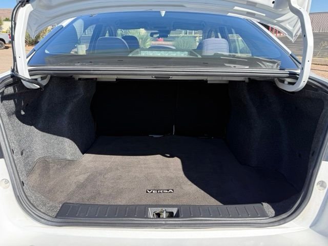 2022 Nissan Versa Sedan SV - Photo 33