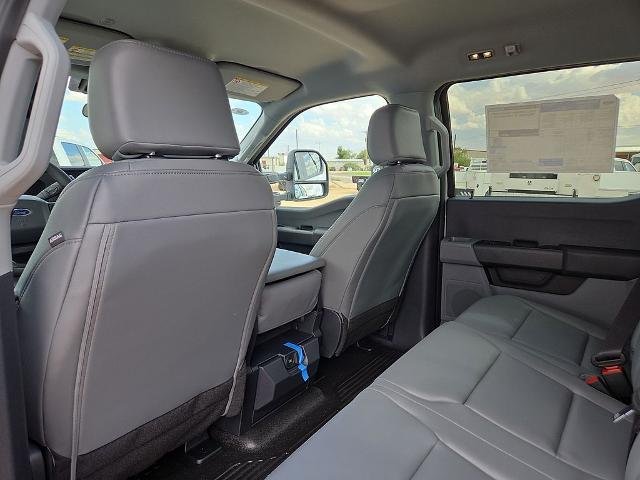 New 2026 Oxford White Ford F-350® XL image 42