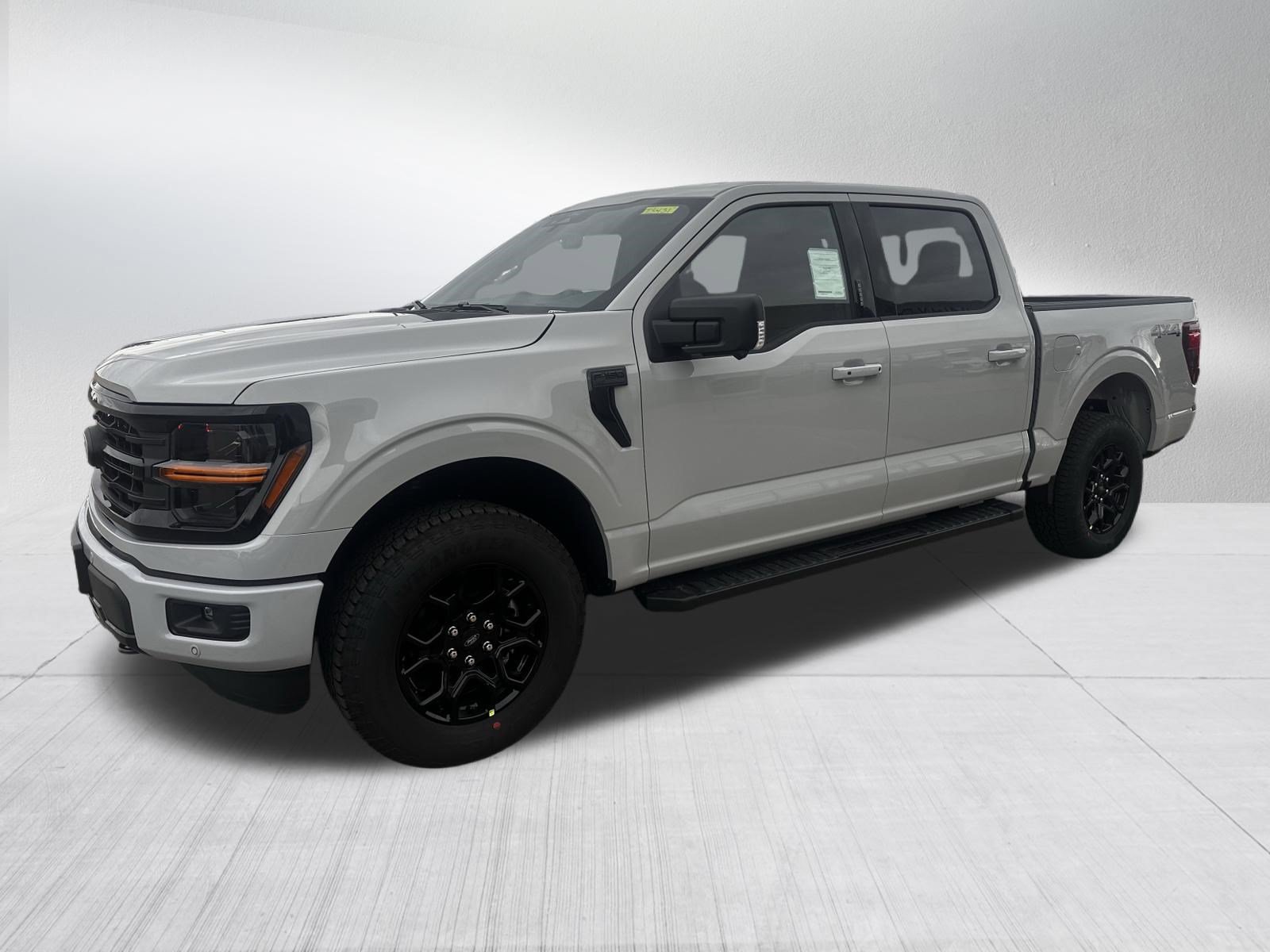 New 2026 Avalanche Ford XLT image 2