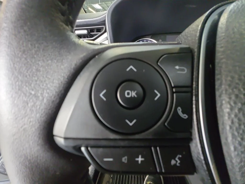 Used 2022 Gray Toyota XLE Premium image 20