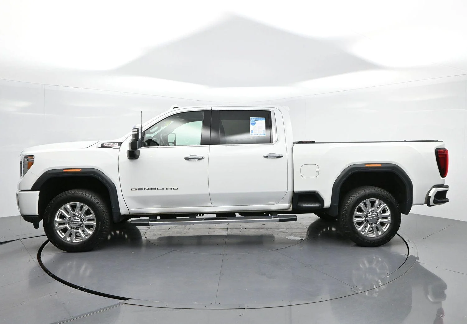 Used 2021 SUMMIT WHITE GMC Denali image 4