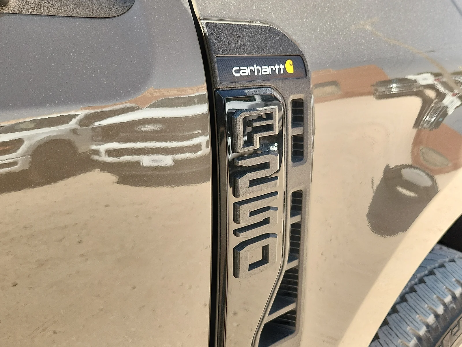 New 2027 Marsh Gray Metallic Ford XLT image 10