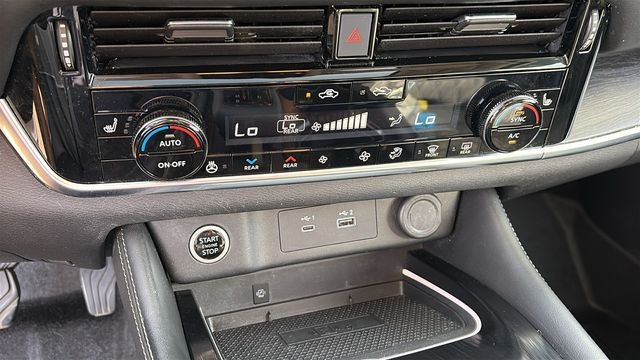 Certified Used 2023 Silver Nissan Platinum image 18