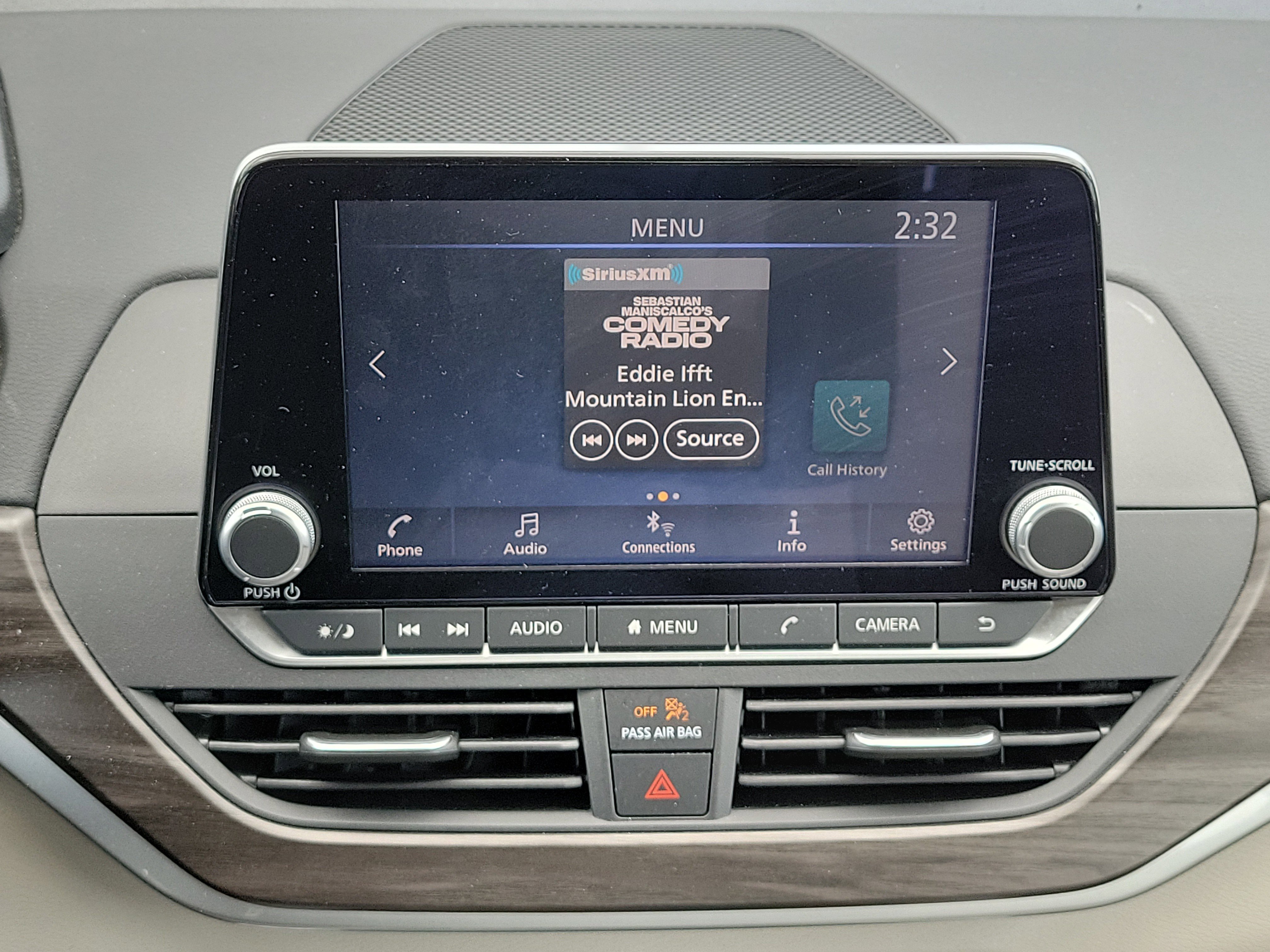 Used 2025 Bluestone Pearl Nissan SV image 24