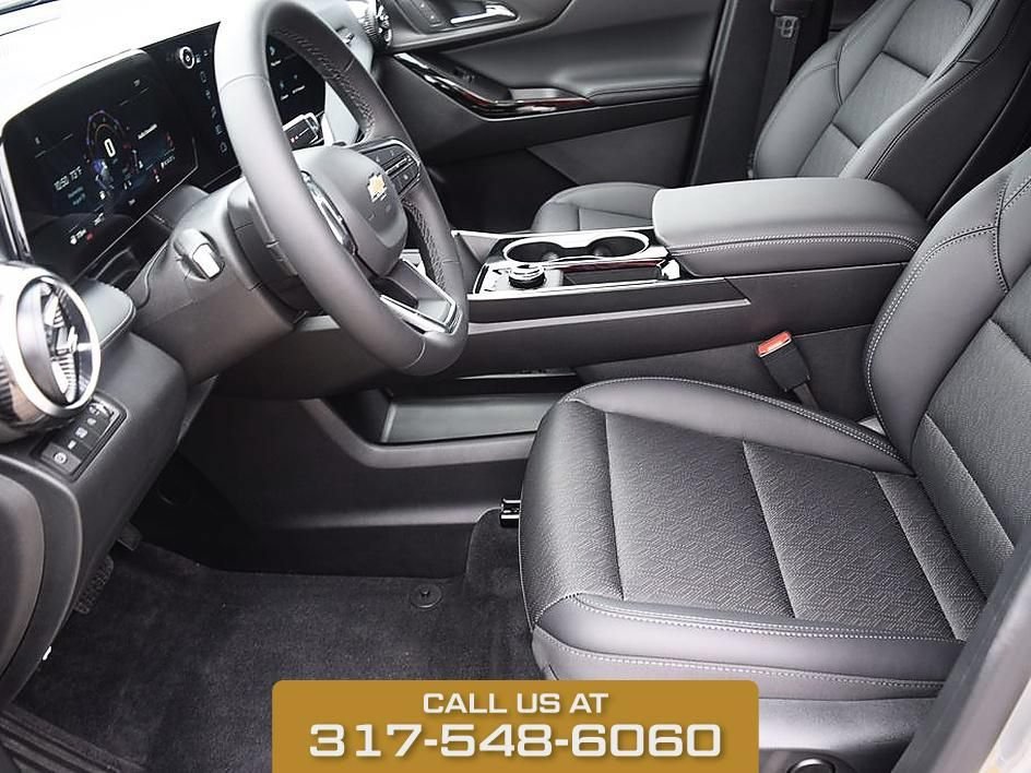 2027 Chevrolet Equinox LT - Photo 16