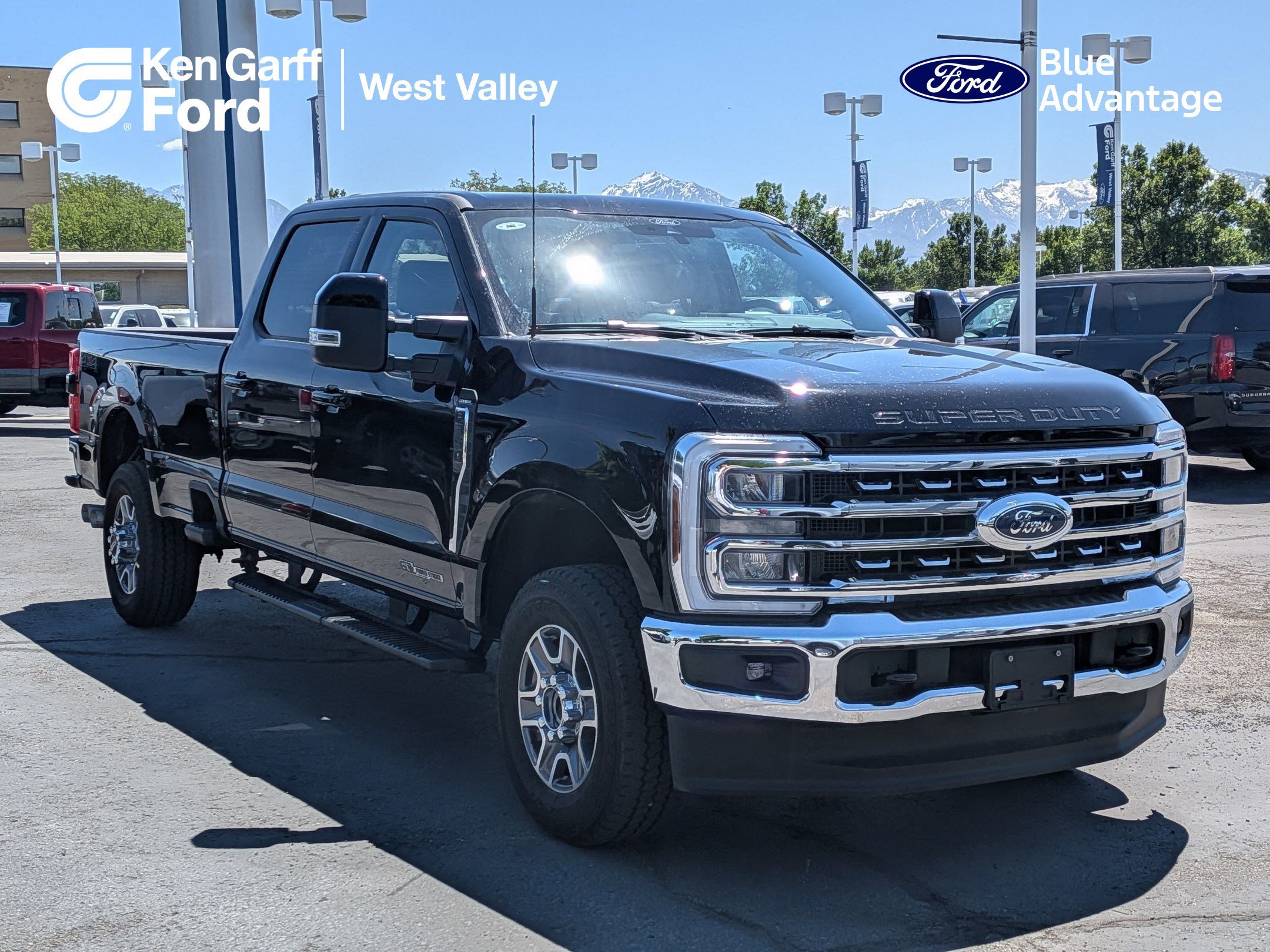 2025 Ford F-350 Lariat 4x4 Crew Cab 176 in SRW's photo