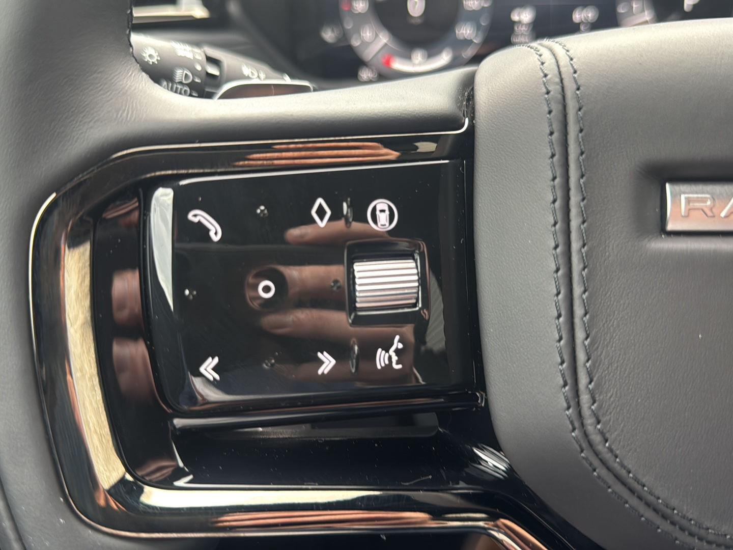 New 2026 Batumi Gold Land Rover Belgravia Edition image 29