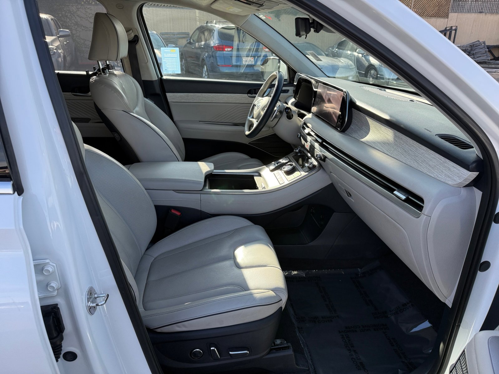 Used 2023 Hyper White Hyundai Calligraphy image 20