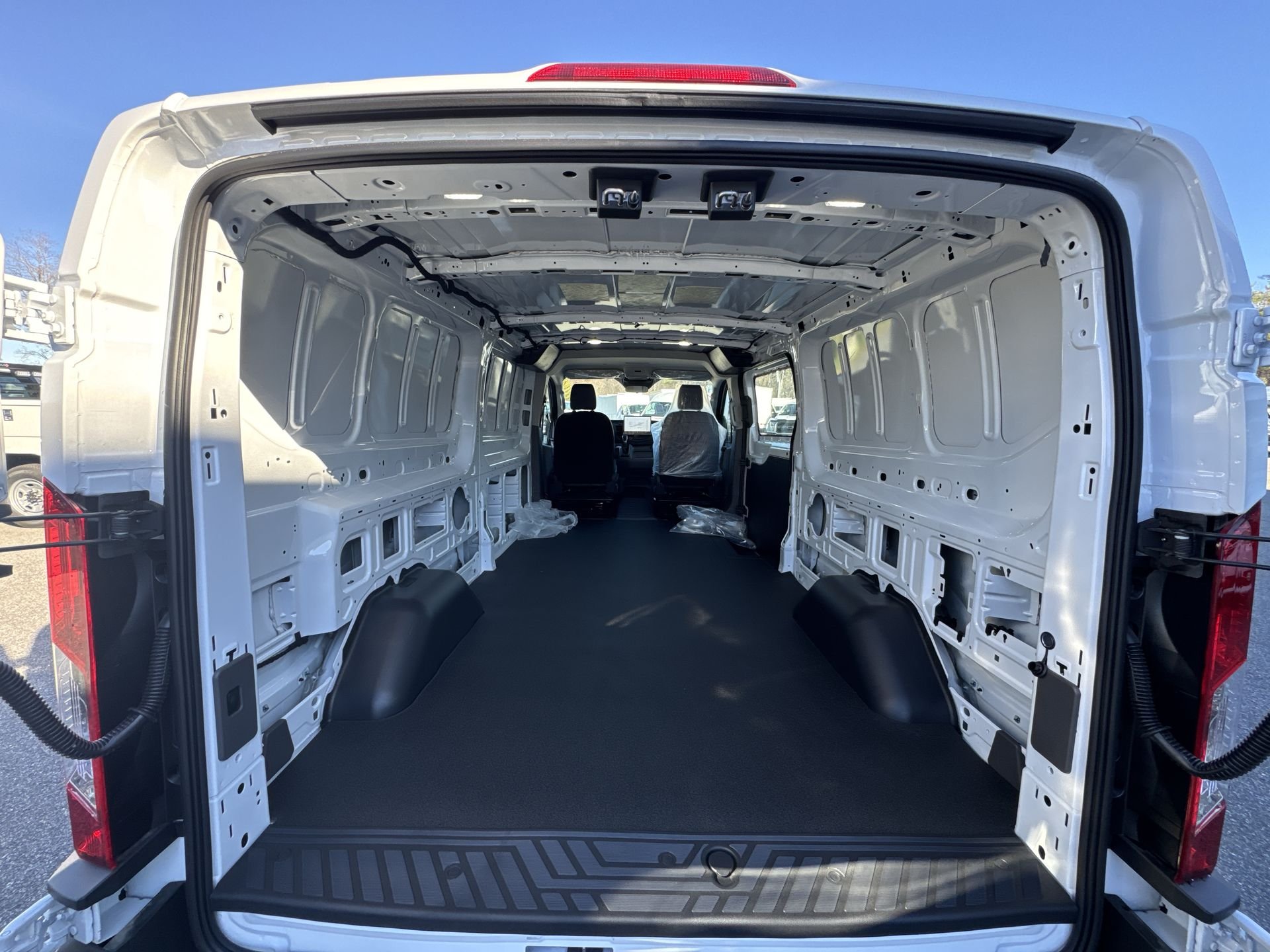 New 2026 Oxford White Ford Cargo Van image 6