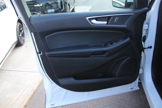 Used 2024 White Ford SEL image 21