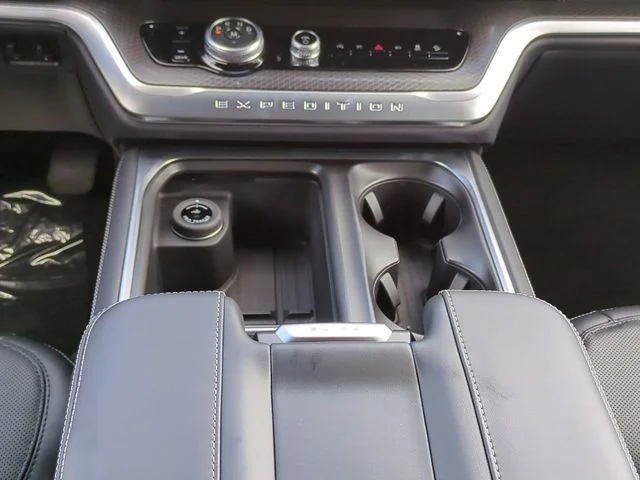 New 2026 Dark Matter Gray Metallic Ford Platinum® image 19
