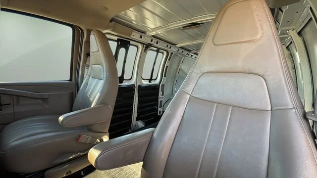 Used 2023 Summit White GMC Work Van image 18