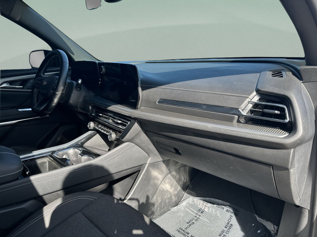 Used 2024 White Chevrolet LT image 36