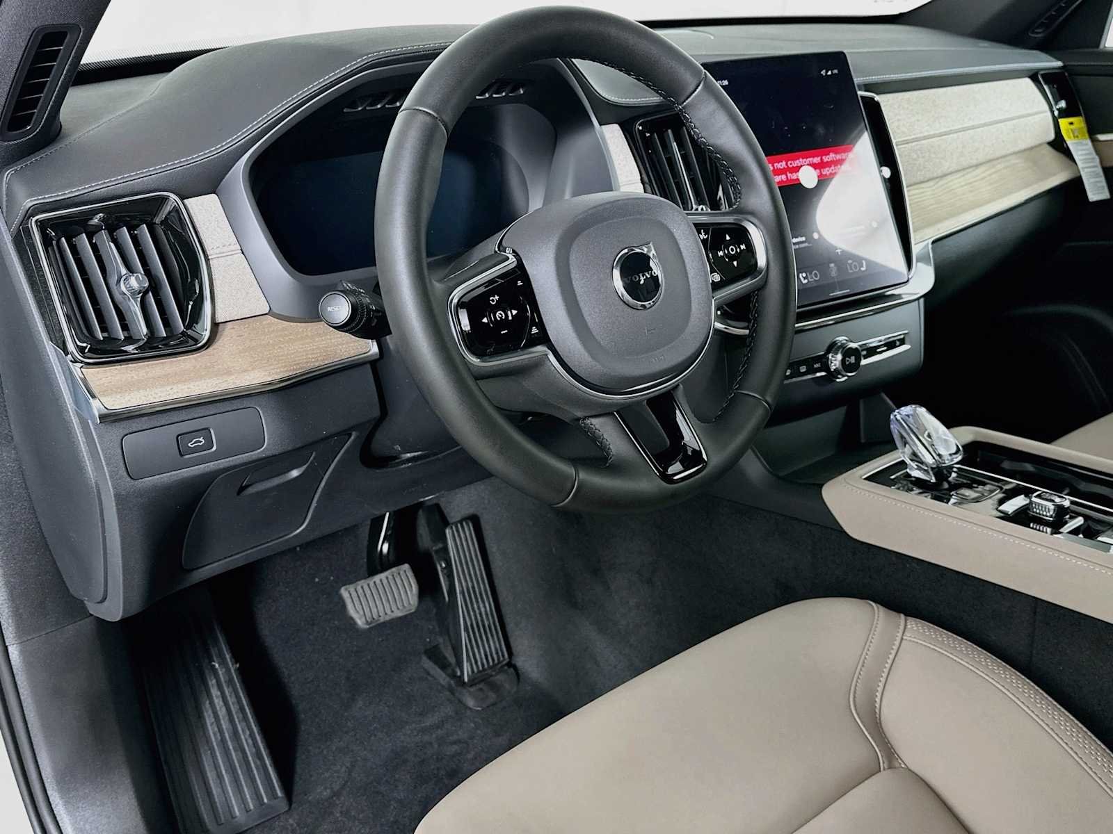 New 2026 Crystal White Volvo Plus image 9
